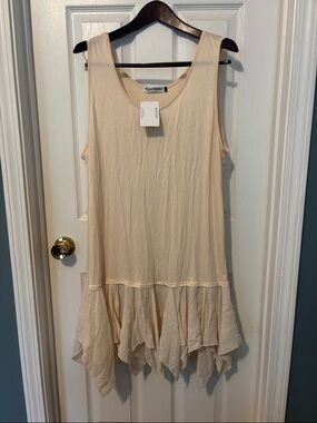 Light Beige Sleeveless Ruffle-Hem Tunic Dress/Dress Extender. Size XXL